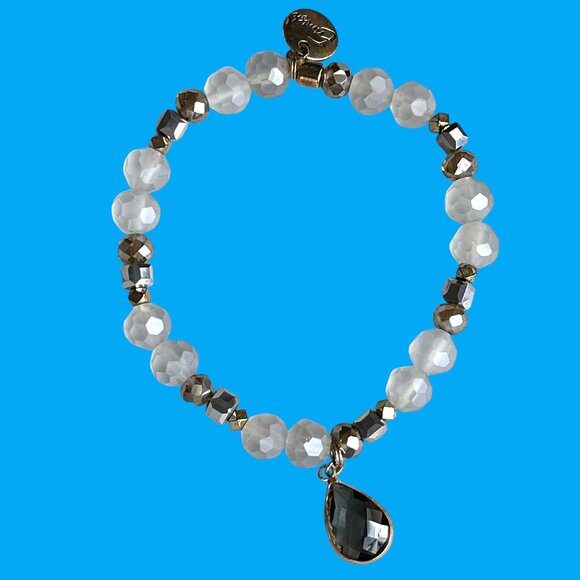 Erimish Frosted Faceted Crystal Beaded Bracelet Logo Tag Stackable Stretch - Picture 2 of 3